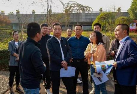 汪軍率隊到奧林匹克公園國家環(huán)境空氣質(zhì)量監(jiān)測站實地調(diào)研藍(lán)天保衛(wèi)戰(zhàn)工作