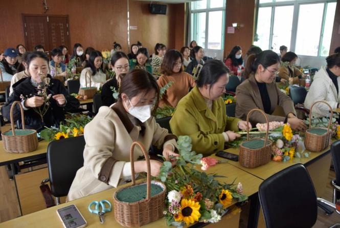 九江市生態(tài)環(huán)境局開展“學(xué)習(xí)貫徹二十大 巾幗建功展芳華 ”三八婦女節(jié)活動(dòng)